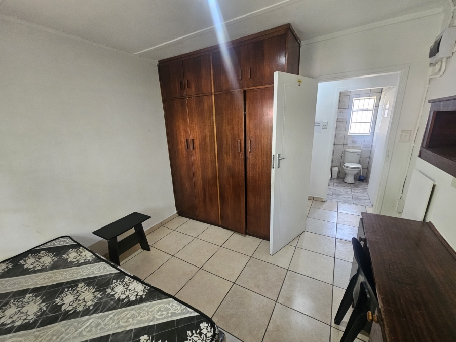 10 Bedroom Property for Sale in Brandwag Free State